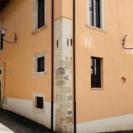 Il Sogno Di Hypnos Bed & Breakfast ลาควิลา ภายนอก รูปภาพ