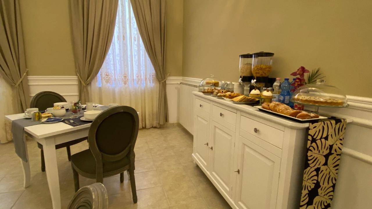Il Sogno Di Hypnos Bed & Breakfast ลาควิลา ภายนอก รูปภาพ